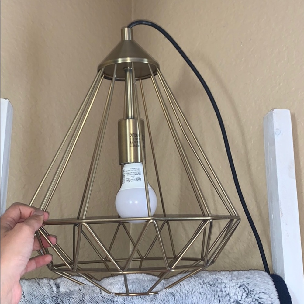 Hanging light - Picture 2 of 3